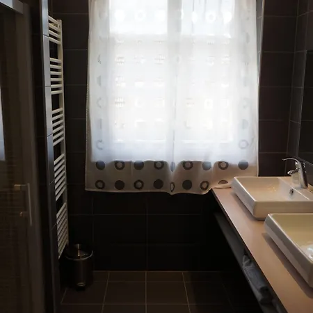 De La Porte Bellon Otel